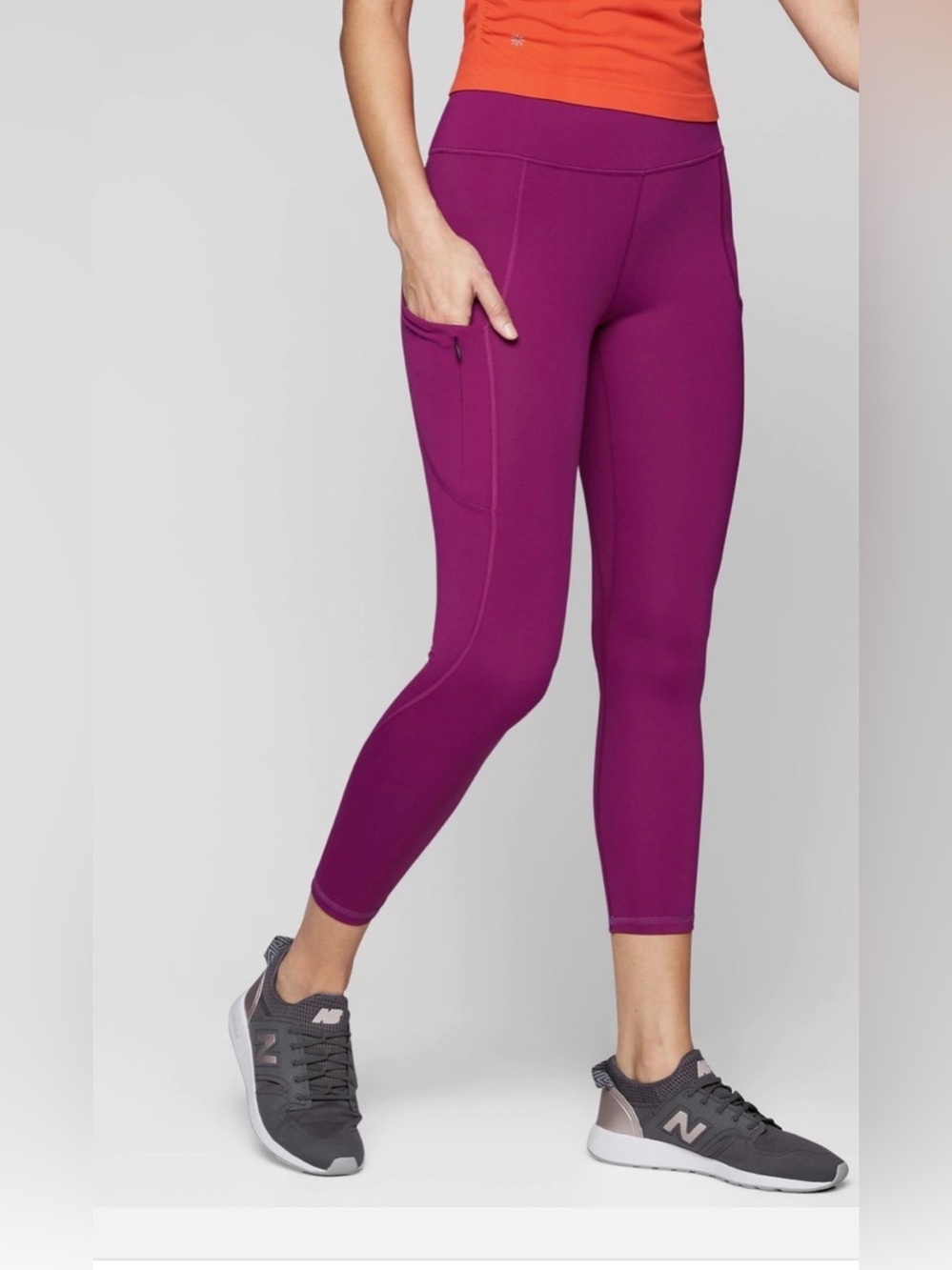 Athleta Saluation 7/8 Leggings Sz M pockets